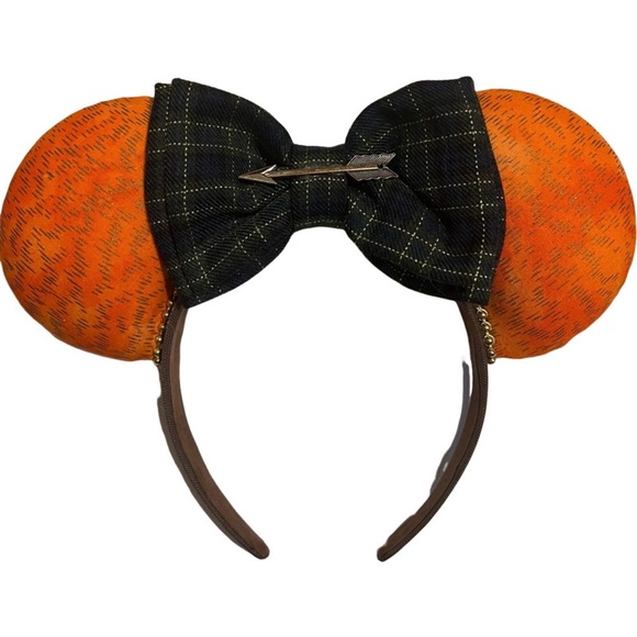 “I will be shooting for my own hand”Merida inspired Minnie Ears - Picture 1 of 2